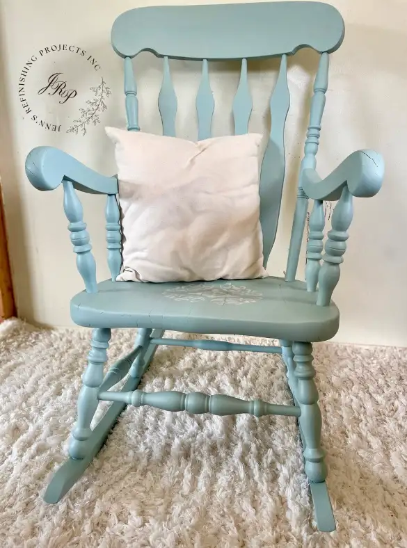 Refinished Oak Rocking Chair in Chairs & Recliners in Kingston - Image 3