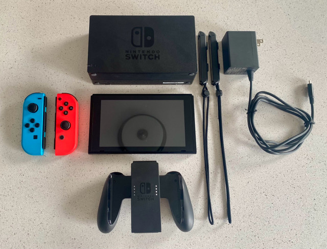 Nintendo Switch (32GB + 256GB SD), rarely used (and FFX | X-2) in Nintendo Switch in Ottawa - Image 4