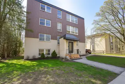 Bright renovated 2 Bedroom Apartment in Wortley Village, available for month-to-month Lease Assignme...
