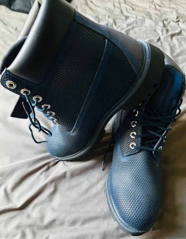 Men’s  boots (Timberland) in Men's Shoes in City of Toronto - Image 4