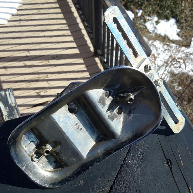 Vintage Harley Davidson motorcycle Panhead tail light in Motorcycle Parts & Accessories in London - Image 3