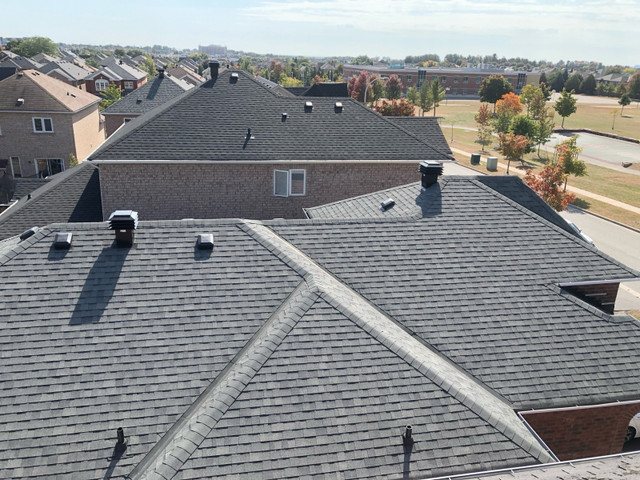   Professional roofing repair replacement flat roofing  in Roofing in Mississauga / Peel Region - Image 2