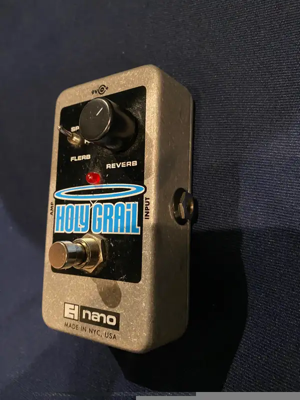 EHX Holy Grail Nano / Reverb Pedal in Amps & Pedals in Kitchener / Waterloo - Image 4