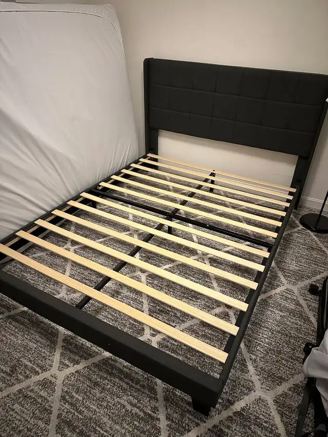 Lit Double in Beds & Mattresses in Laval / North Shore - Image 2