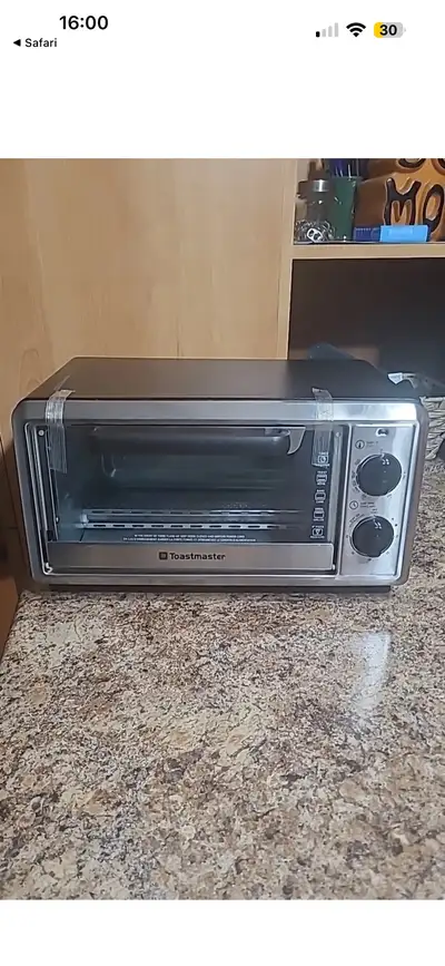 petit four , View more