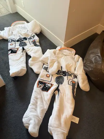 kids sleeping bags like new , View more