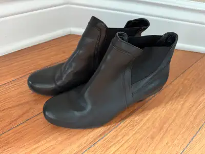 women black leather boots size 8, View more