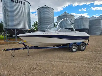 Selling my 2004 Fourwinns Horizon 200 inboard boat. Has the 5.0l engine with aprox 165hrs. Low hrs,...