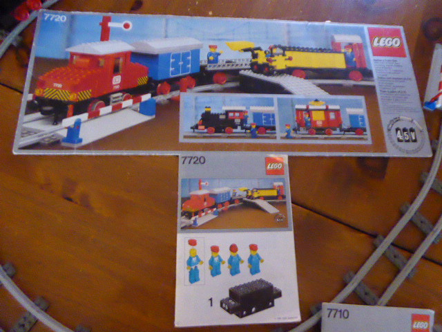 Trains Lego vintage 7710 sans moteur et 7720, moteur fonctionnel dans Jouets et jeux  à Victoriaville - Image 3