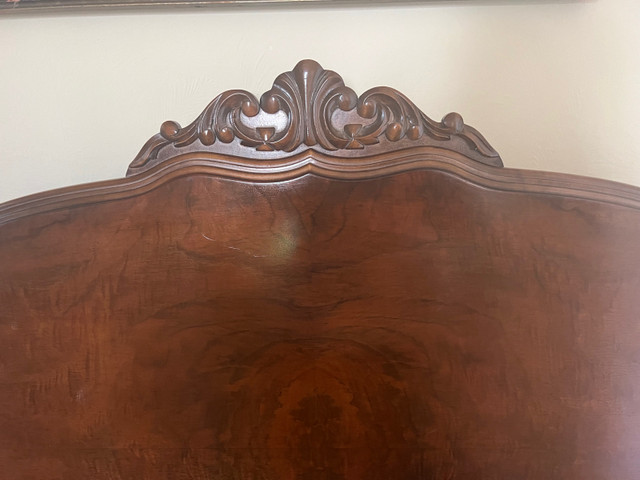 Antique Headboard and Footboard in Beds & Mattresses in Thunder Bay - Image 2