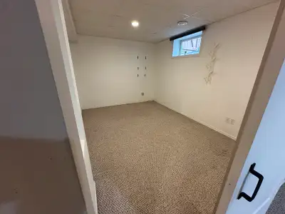 Rent - Basement room