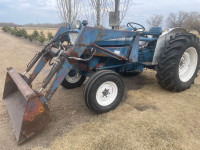 4000 Ford tractor 