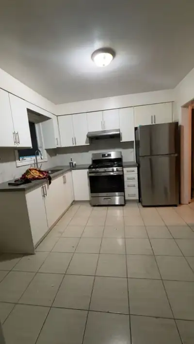4 Bed 2 Bath Bungalow with Basement | Islington & Elmhurst