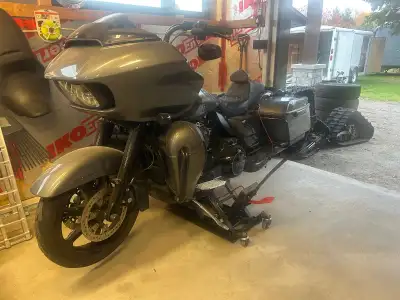 Road glide limited 2021 Suspension légende ,siège sadelman,