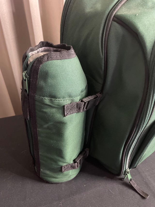 Picnic Backpack full 4 person & thermos Fishing, Camping & Outdoors Edmonton Kijiji