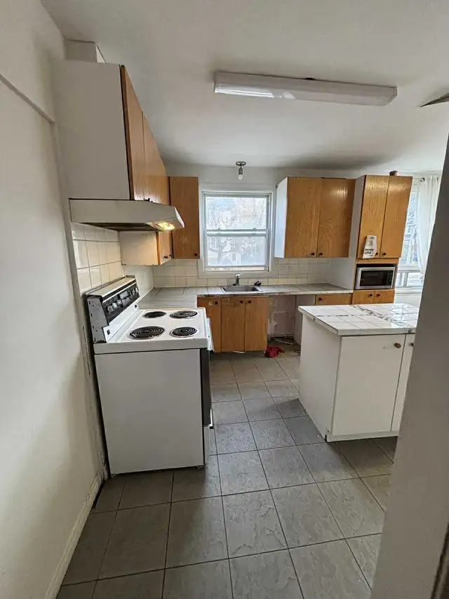 Chambre à louer in Room Rentals & Roommates in Québec City - Image 3