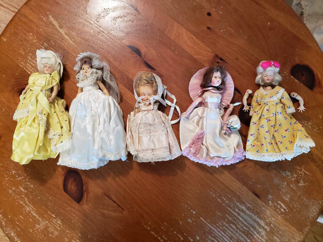 Five Vintage Plastic Dolls  in Arts & Collectibles in Owen Sound