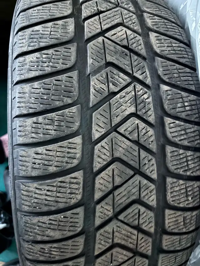 Pirelli 235/55 R19 Tire in Tires & Rims in Laval / North Shore - Image 4