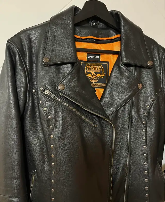 Milwaukee Motorcycle Leather Jacket Women Size S in Men's in City of Toronto - Image 3