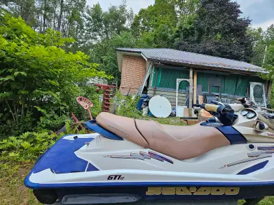 2003 seadoo GTI LE 718cc motor - very dependable motors Runs good Has forward , reverse , neutral (O...
