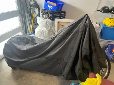 2006 Honda Cruise VTX1300 - Excellent condition and lowest KM, View more