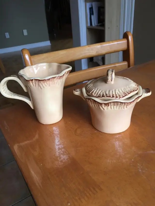Brand new sugar and milk set 