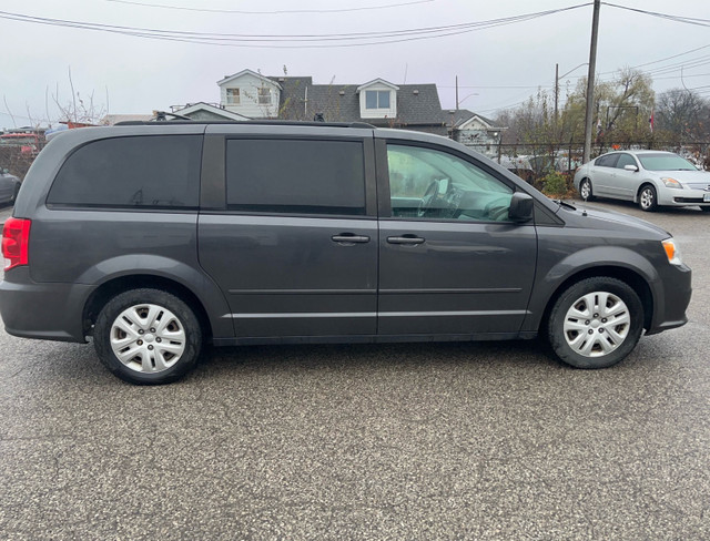 2016 caravan $8995 very. in Cars & Trucks in Hamilton - Image 3