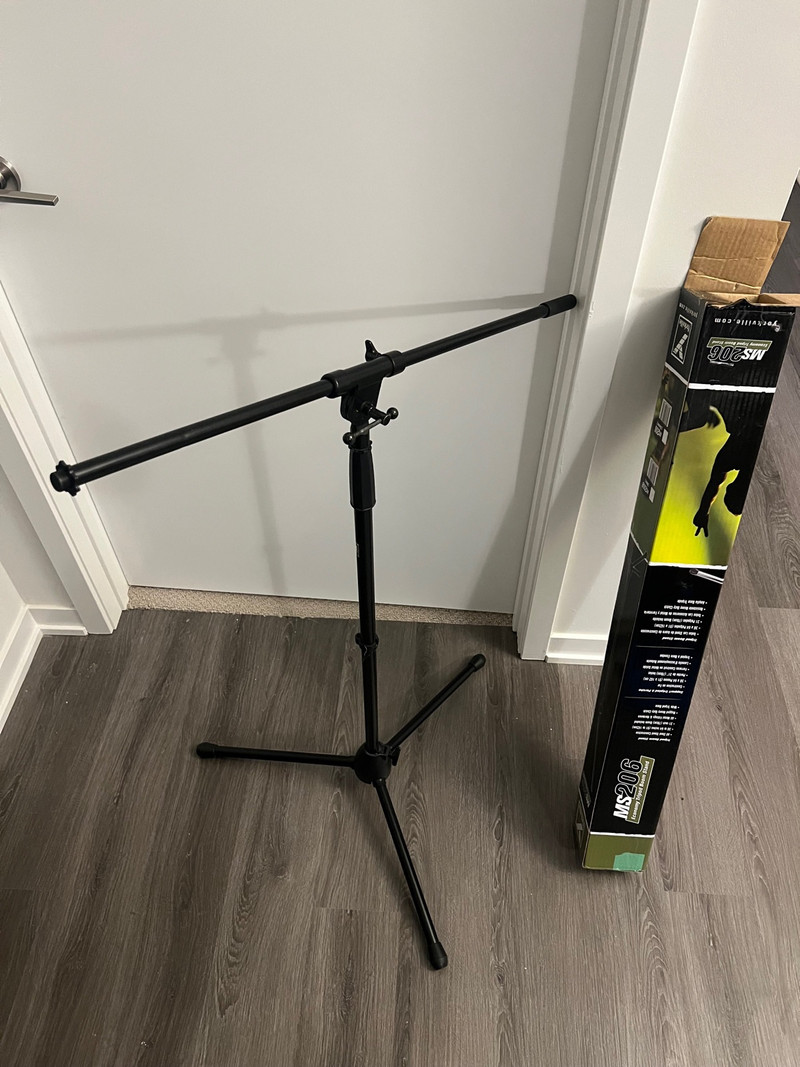 Microphone stand | Other | City of Toronto | Kijiji