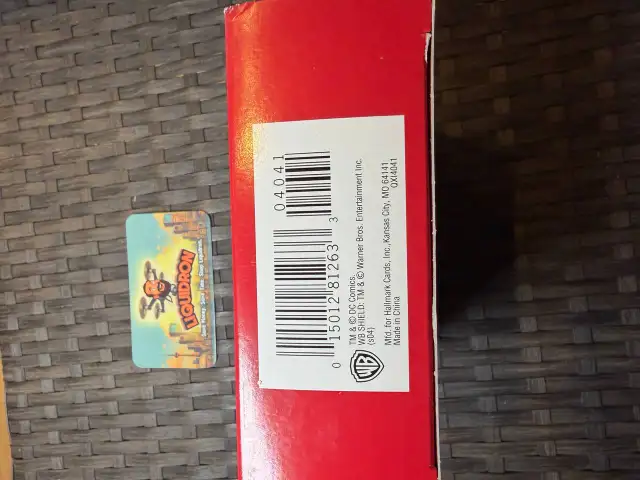 Hallmark 2004 Ornament The Caped Crusader Batman in Arts & Collectibles in Mississauga / Peel Region - Image 3