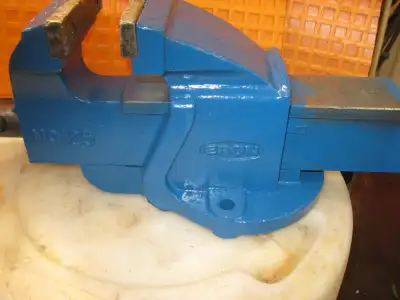 Bench Vise by ERON - - 5" Jaws - - - $88.00 - OBO HD - - New Paint Job - - Works Great - - Call Bill...