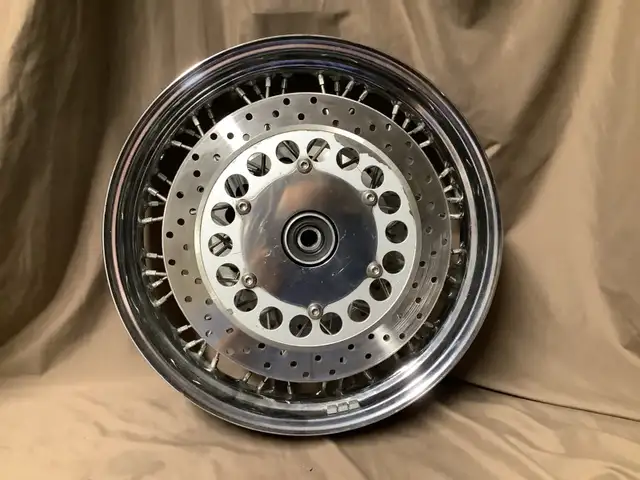 2006 YAMAHA XVS1100 V-STAR 1100 front classic spoke wheel in Motorcycle Parts & Accessories in Hamilton - Image 3