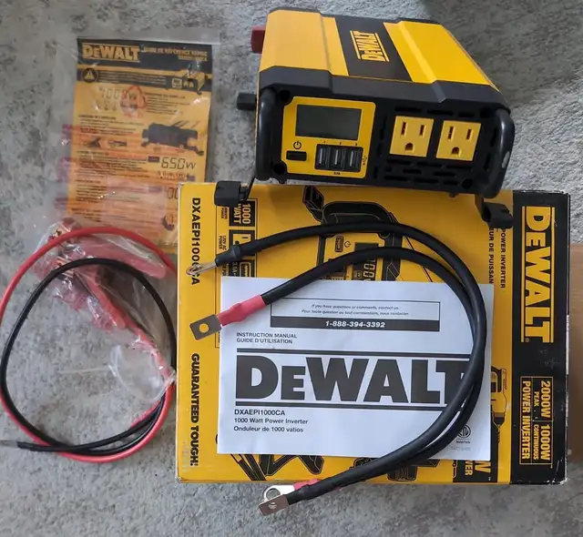DEWALT DXAEPI1000 Power Inverter 1000W Car Converter LCD Display in General Electronics in City of Toronto - Image 9