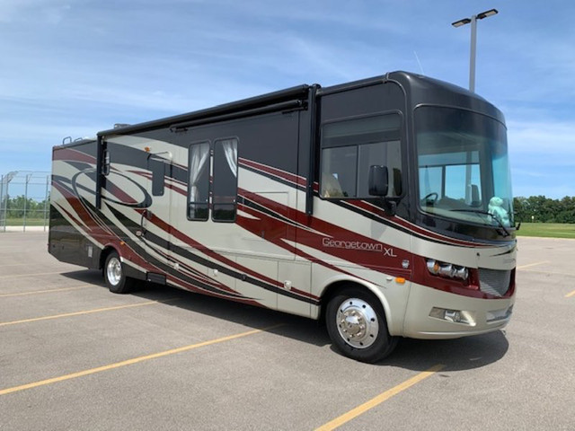 2013 Forestriver Georgetown XL 378TSF in RVs & Motorhomes in Brandon