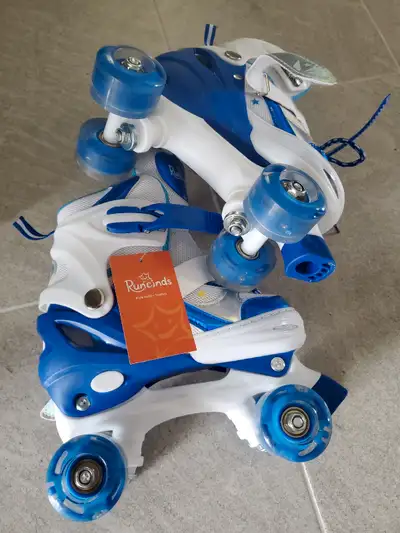 Skates with Light up wheels Size L Age(7-10Years)