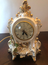 Antique Electric Clock. Works well.