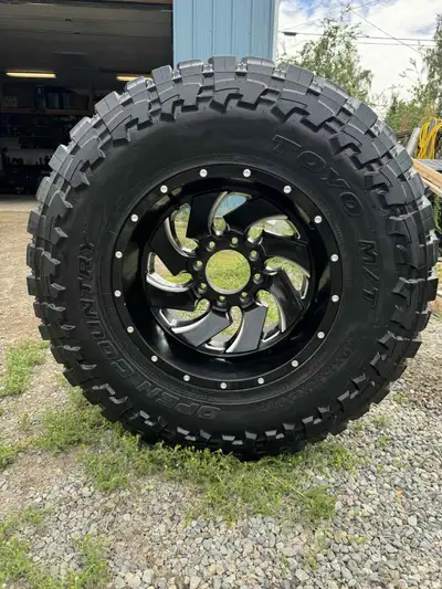 40x15.50r20 fuel cleavers ford 8 bolt. Brand new setup maybe 400km on them. Decided to go a differen...