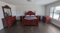 Solid wood 7 pieces Queen Bedroom Set : $400