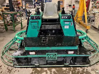 Like new STX series 10-foot hydraulic 70HP Hatz 4H50TIC turbo diesel engine ride-on trowel with 655....