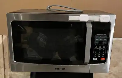 TOSHIBA Countertop Microwave Oven, View more