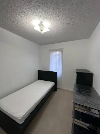 Short term rental available for one month > $3,000 Weekly rates also available Kitchen and laundry a...