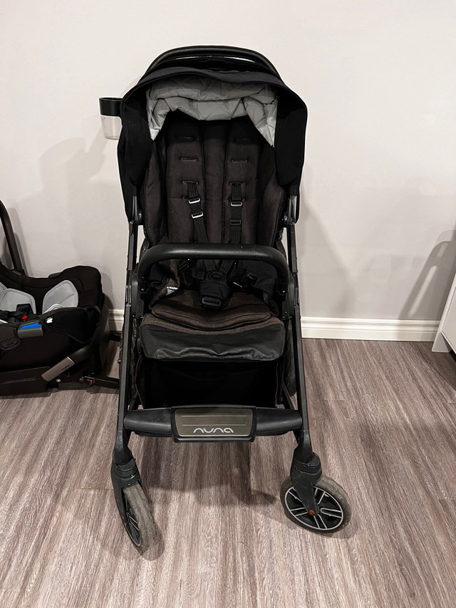 NUNA MIXX Stroller (2017) + winter cover in Strollers, Carriers & Car Seats in Hamilton - Image 2