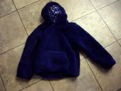 comes from 1 child. sweat tops, long pants, shorts, swim trunks1 pajamas2pair