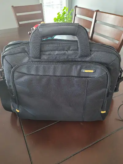 Targus laptop bag, View more