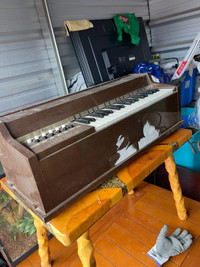 Vintage Magnus electric chord organ