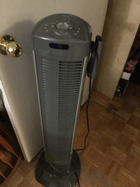 FS: Column fan 40in height+remote - the famous Seville Classics