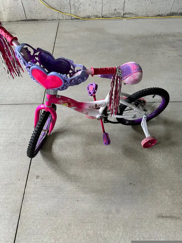 Girls bike - 12 inches in Kids in London - Image 3