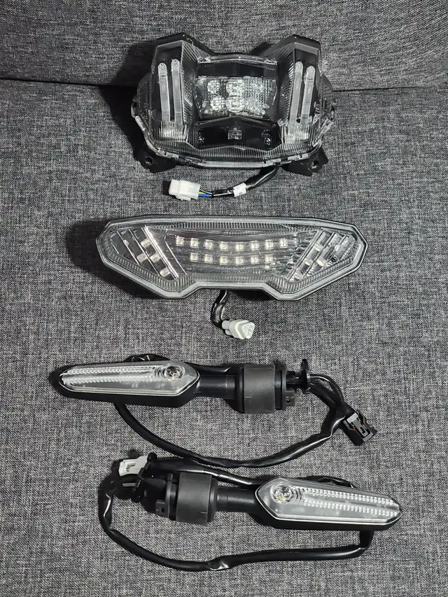 Yamaha FZ-09 / MT-09 Parts in Motorcycle Parts & Accessories in West Island - Image 6