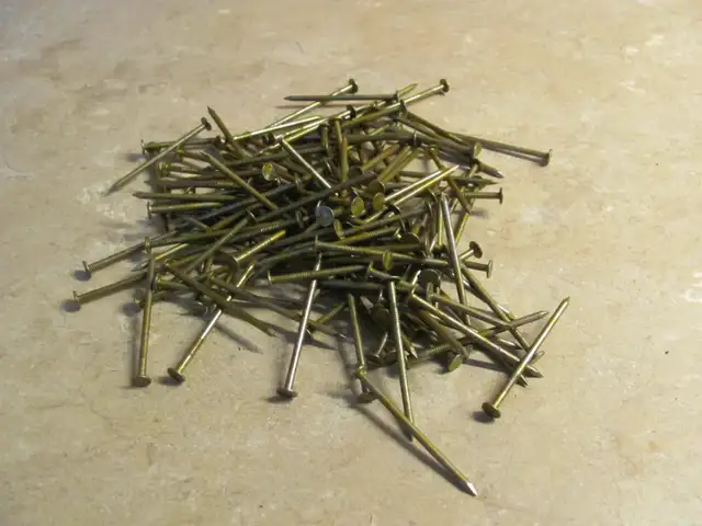 New price ** 2 Inch Nails - Clous 2 Pouces in Other in Gatineau - Image 2
