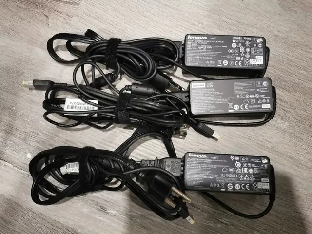 Lenovo Original Power Adaptor for ThinkPad, Yoga , Thinkbook in Laptops in Markham / York Region - Image 2