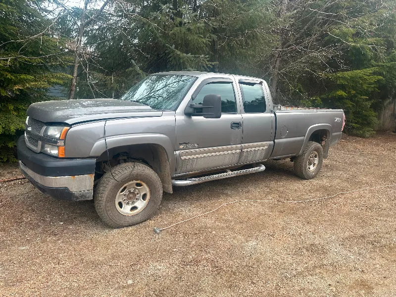 2006 chev 2500hd LBZ complete running parts truck donor